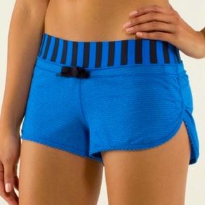 lululemon bhakti hot yoga shorts size 12